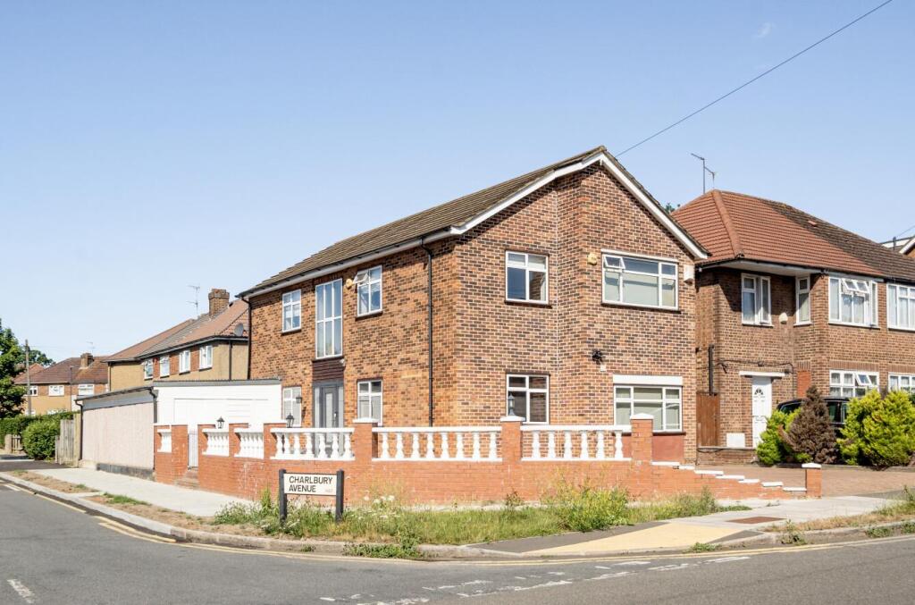 Merrion Avenue, Stanmore, HA7 photo 2
