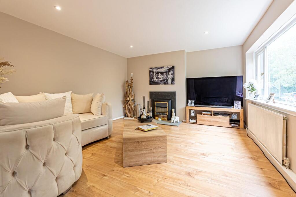 Main image of property: Coulser Close, Hemel Hempstead
