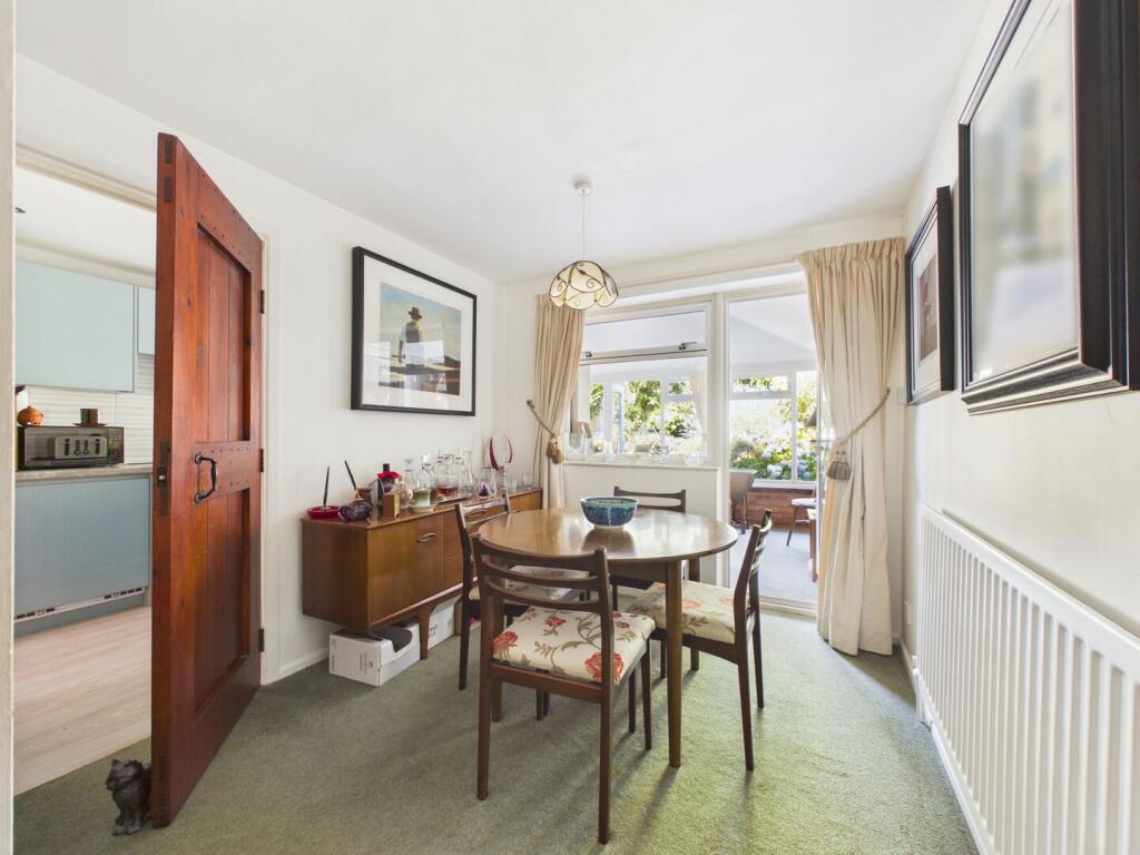 House in Newport - More