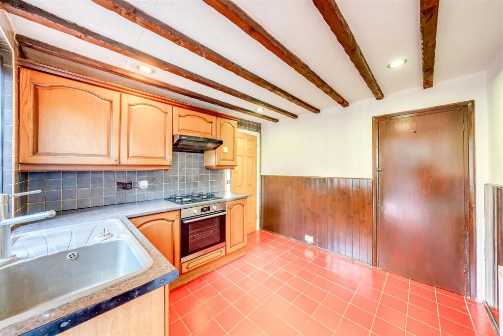 House in Dartford - More