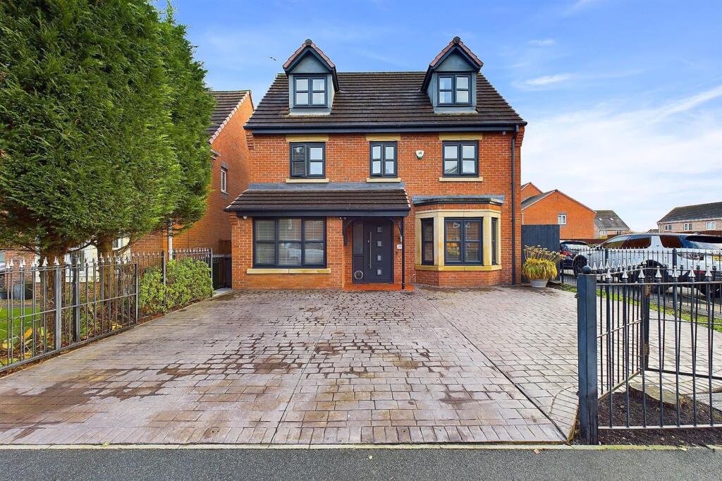 Main image of property: Lavender Gardens, Warrington, WA5