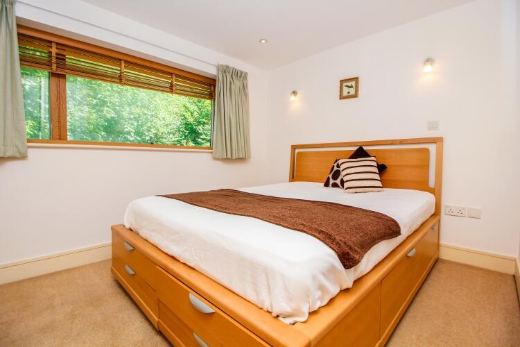 Apartment in Oxford, Cutteslowe - View 5