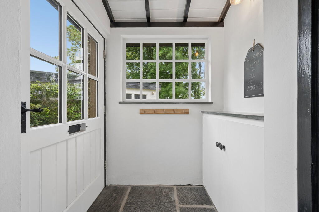 Ashes Cottage, Ashes Lane, Staveley, The Lake District, LA8 9NL photo 4