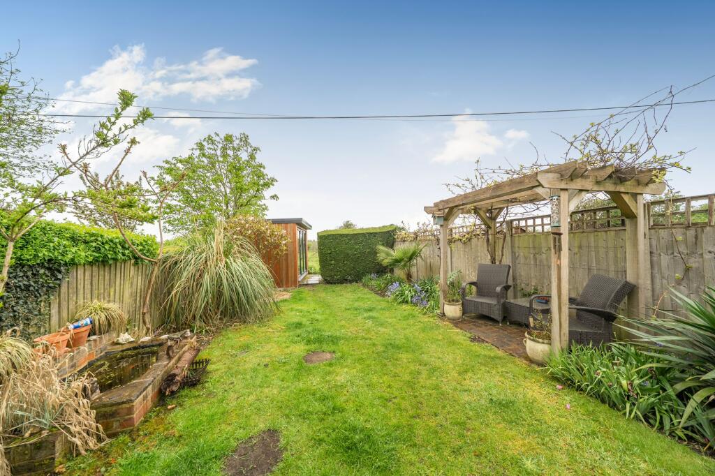 Additional image 18 of Radlett Road, St Albans, AL2