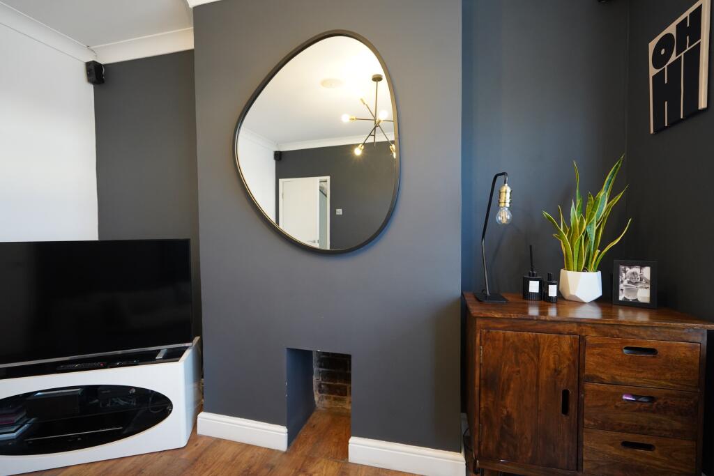 House in Nottingham - View 4