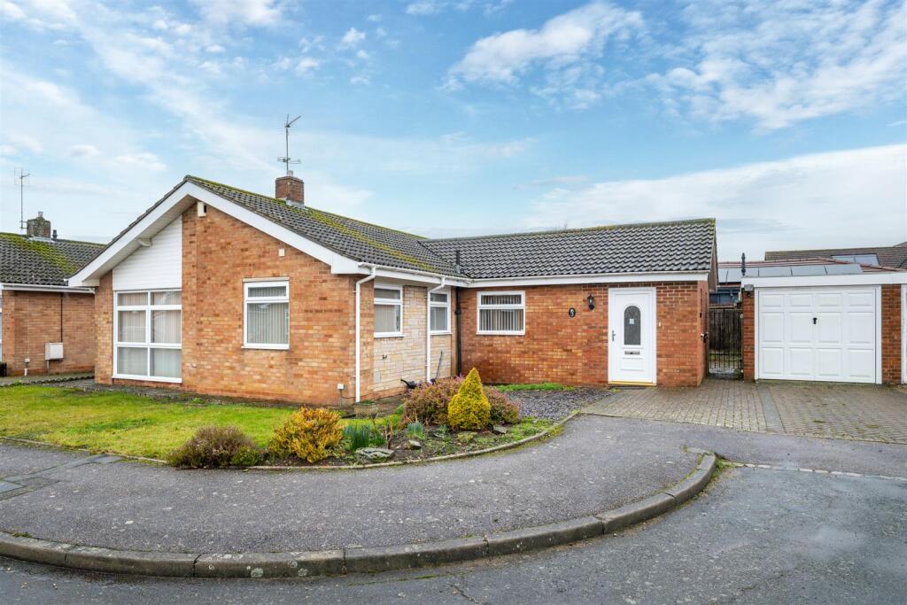 Main image of property: Simdims, Cranfield