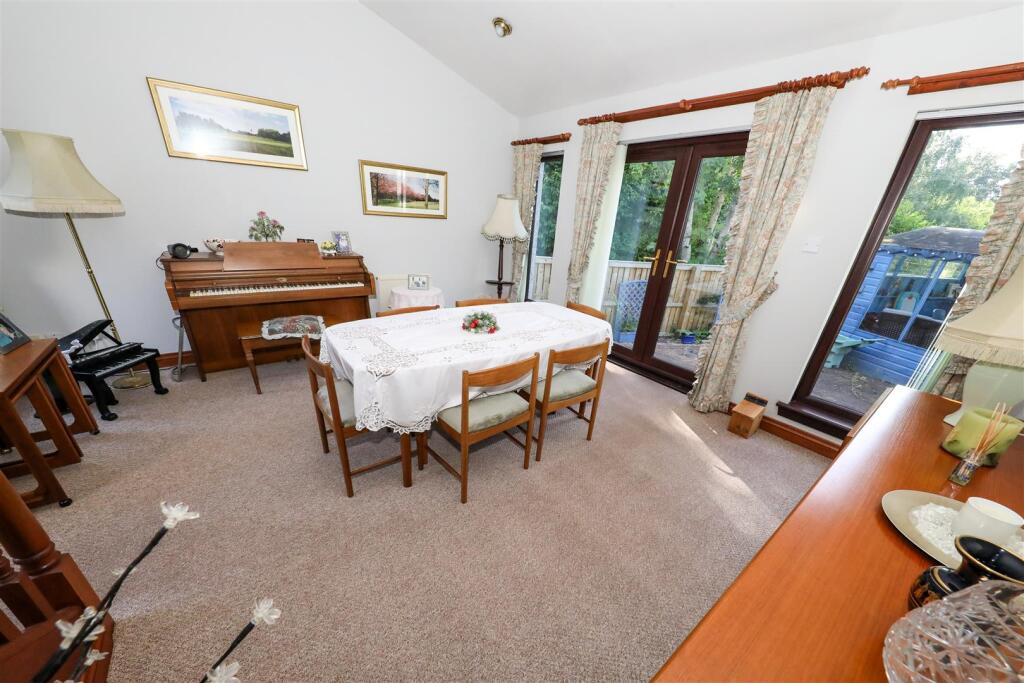 House in Markinch, Woodside - View 5