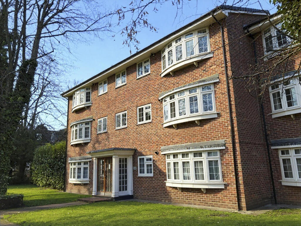 Main image of property: High Town Road, Maidenhead, Berkshire