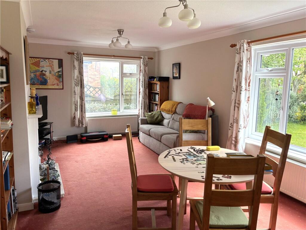 Harrogate, North Yorkshire, HG2 - Vista 4