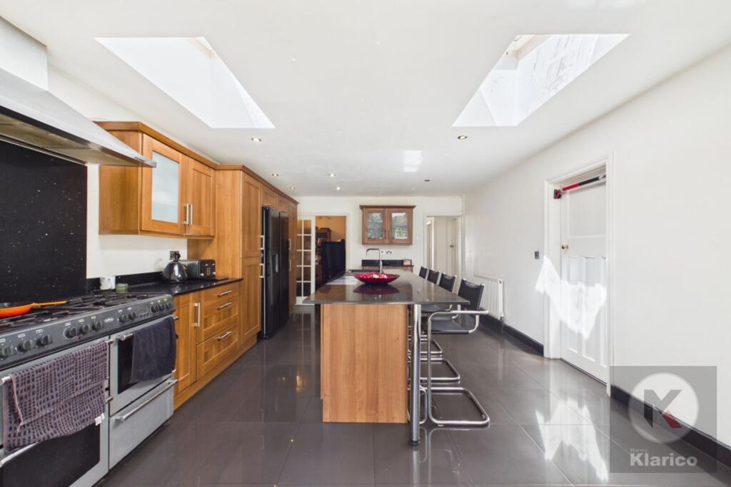 House in Birmingham, Billesley - More