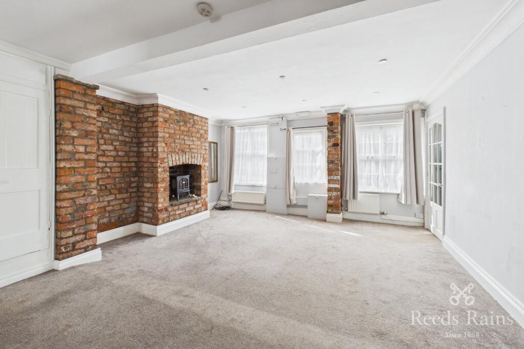 House in Stockport - View 2