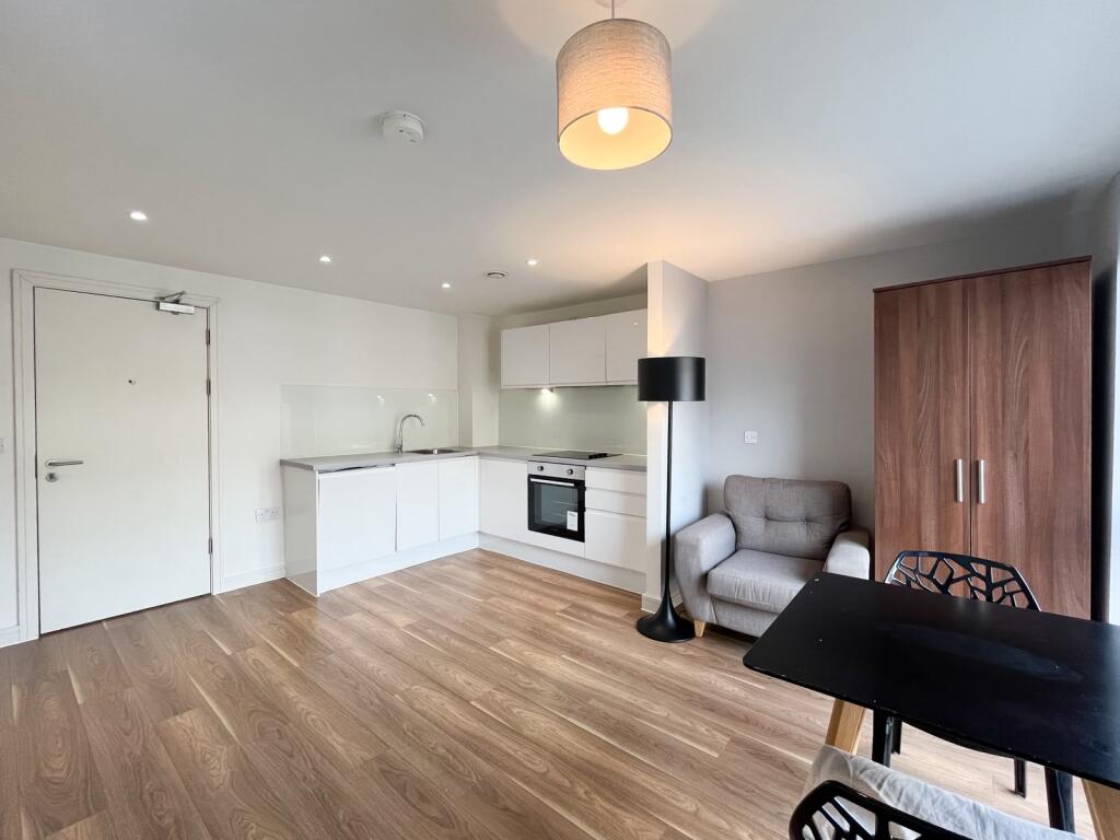 Apartment in Liverpool - View 3