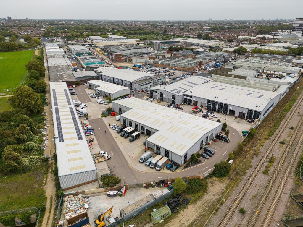 Industrial units Leyton E10