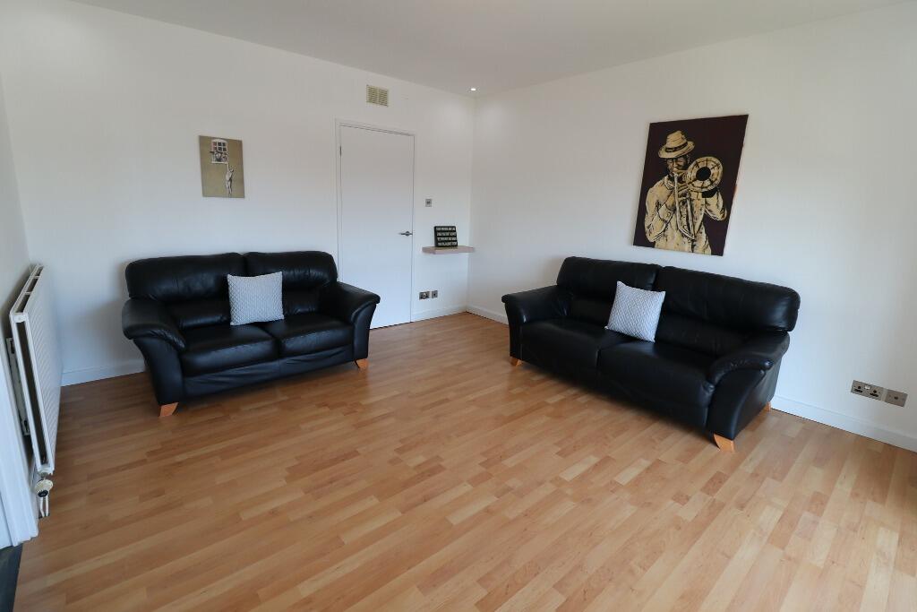 Additional image 2 of 304 Broomhill Road, Aberdeen, AB10 7NF