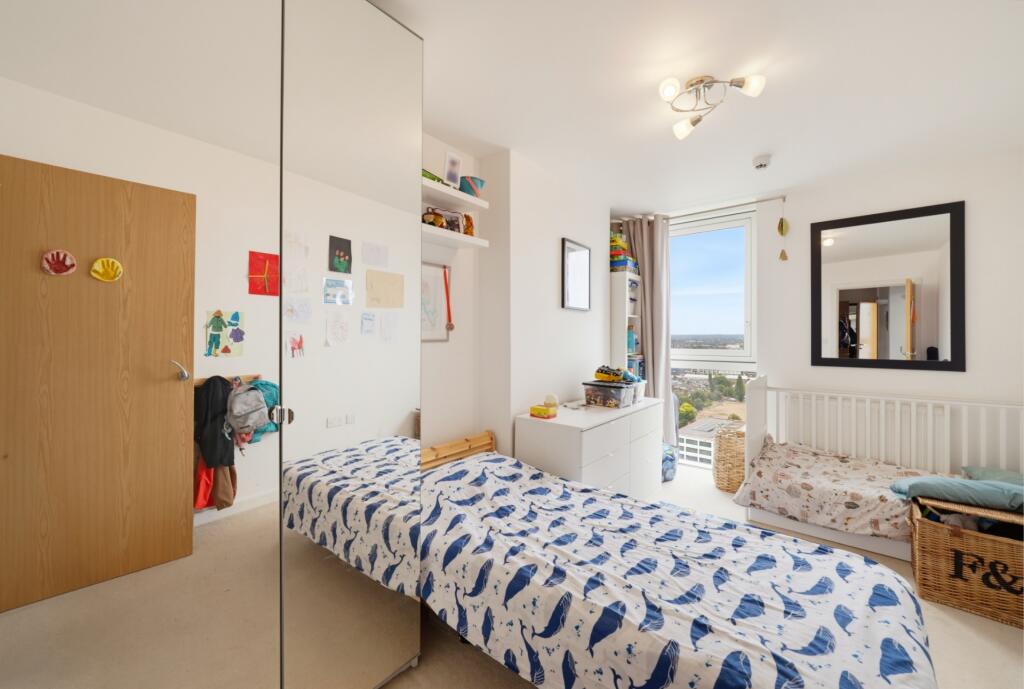 Apartment in London - View 4