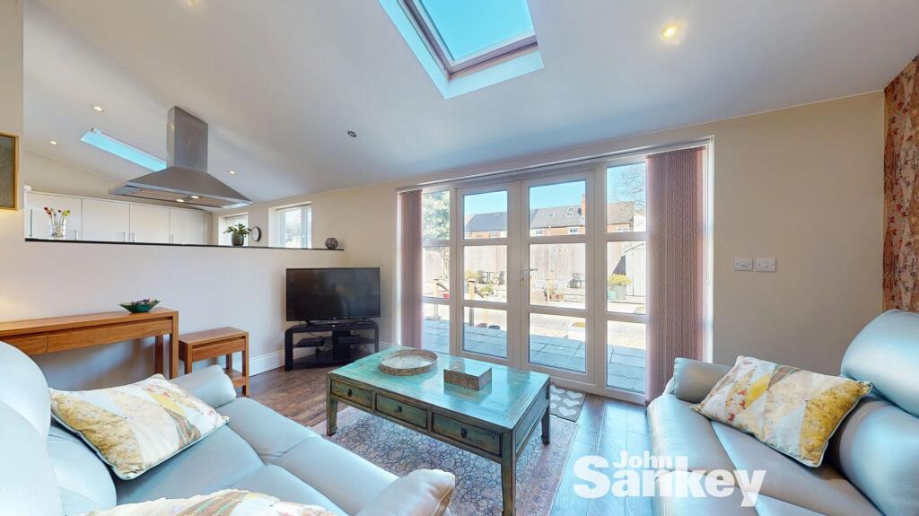 22 Waverley Road photo 3
