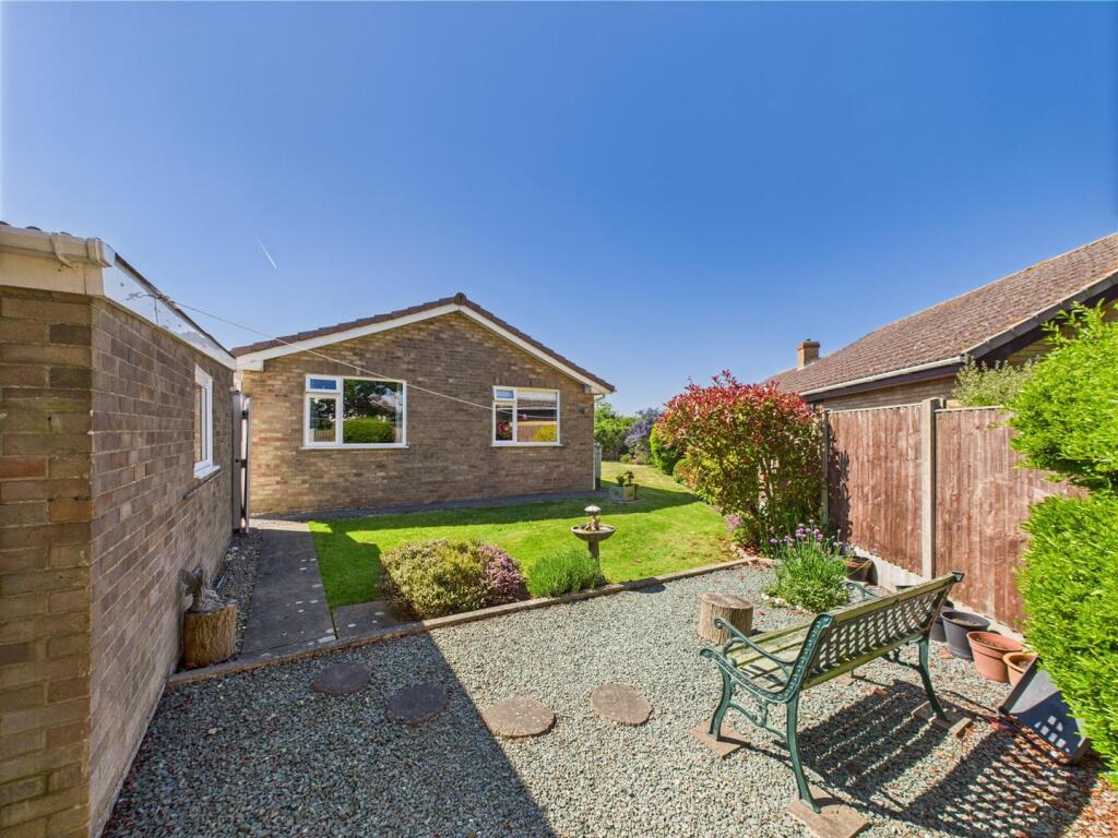 South Road, Sutton-On-Sea photo 4