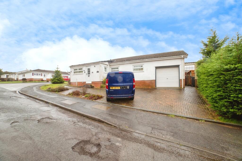 Main image of property: Crawford Rise, Arnold, Nottingham, Nottinghamshire, NG5