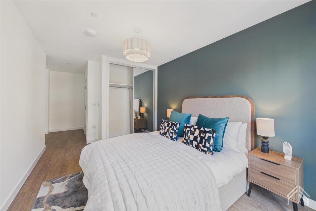Apartment in London - View 3