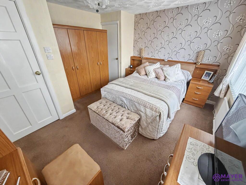 House in Plymouth, Plympton Central - View 6