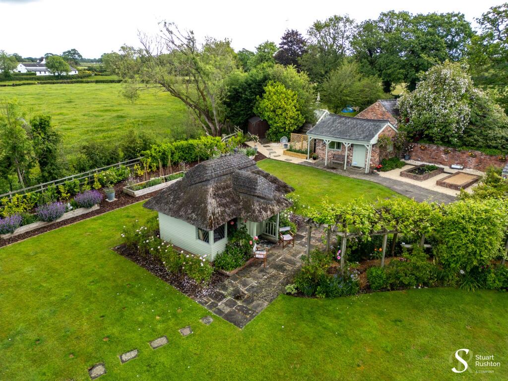 Newton Hall Lane, Mobberley, WA16 photo 3