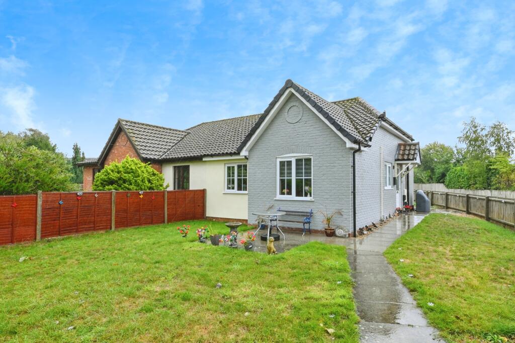 Main image of property: Common View, Snettisham, PE31