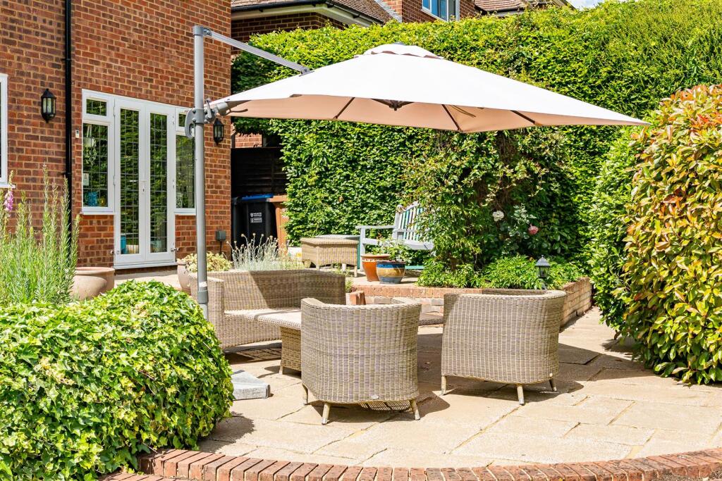 Additional image 16 of Canonsfield Road, Welwyn