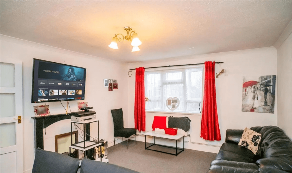 Main image of property: Hounslow, TW4
