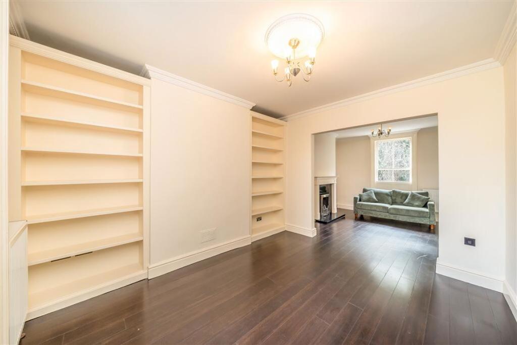 House in London, Woolwich Dockyard, Charlton Riverside - More