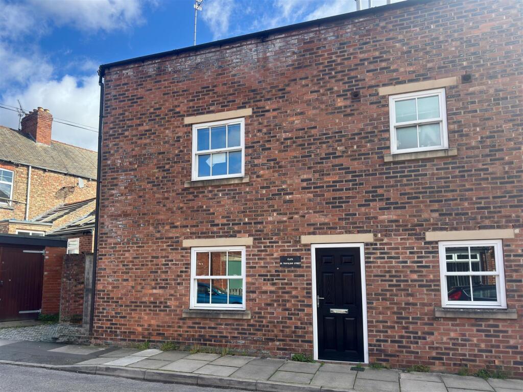 Main image of property: 28 Trafalgar Street, York