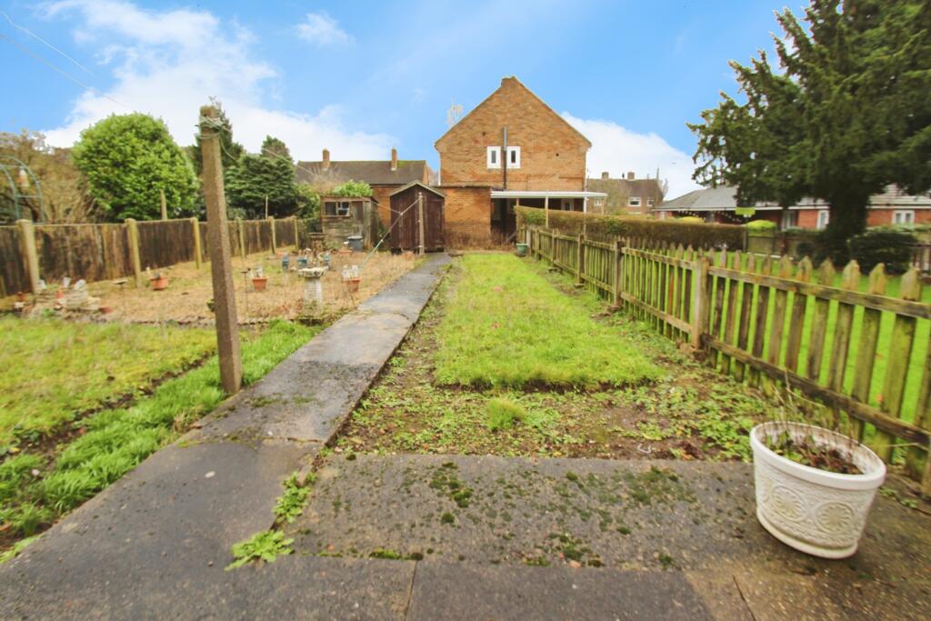 Spencer Avenue, Nottingham, NG10 photo 2