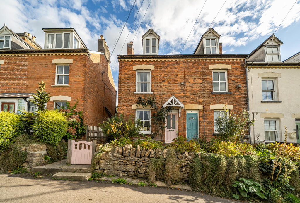 Main image of property: Middle Spillmans, Stroud, Gloucestershire, GL5