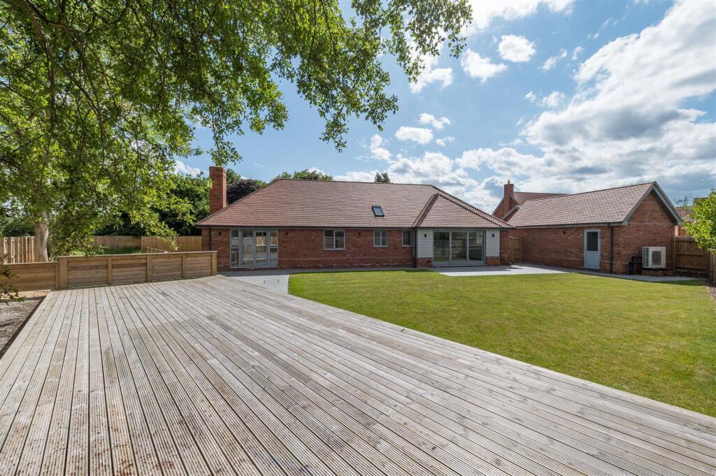 7 Jack Way, Stonham Aspal, Stowmarket. photo 2