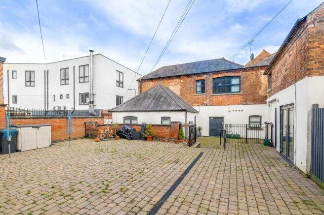 Residential Courtyard
