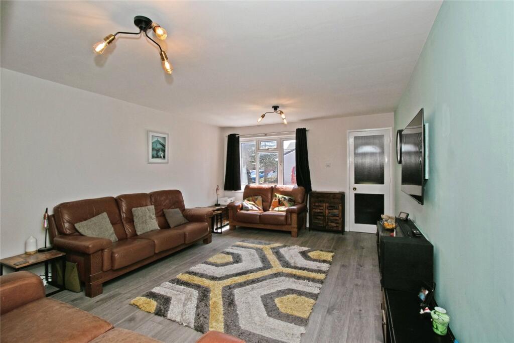 House in Truro - View 4