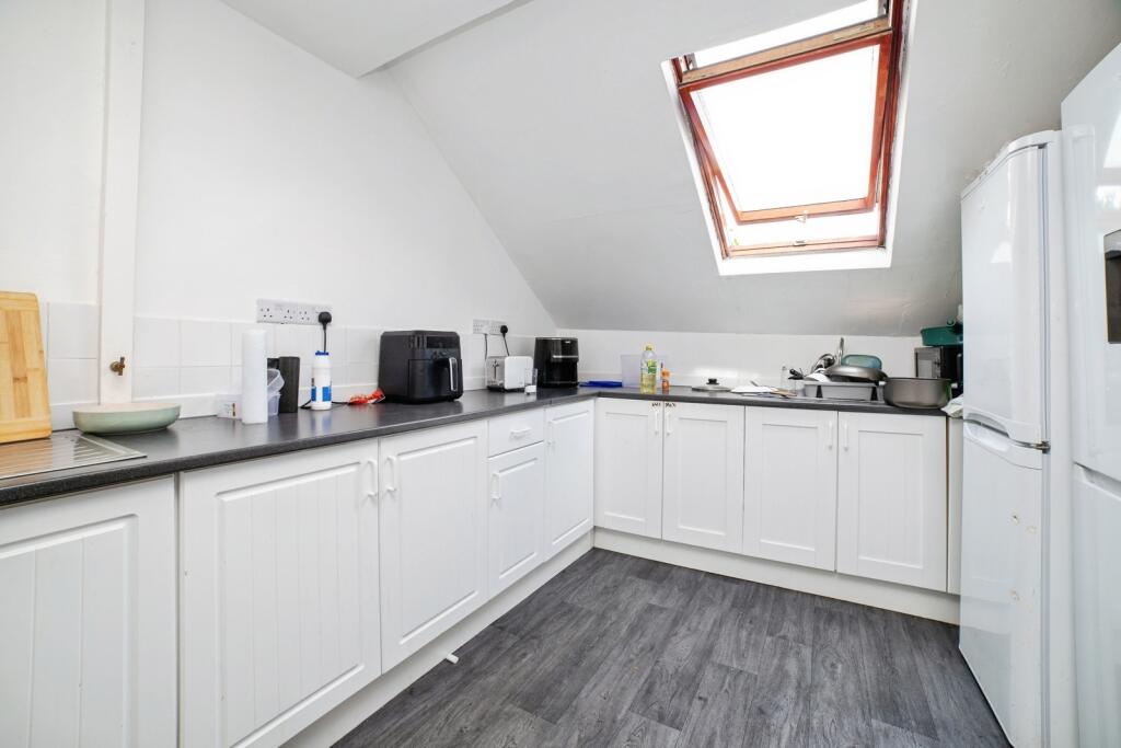 House in Nottingham - View 5