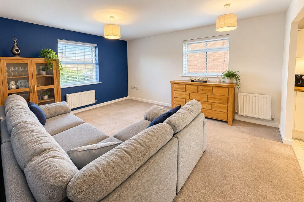 Apartment in Nottingham - View 3
