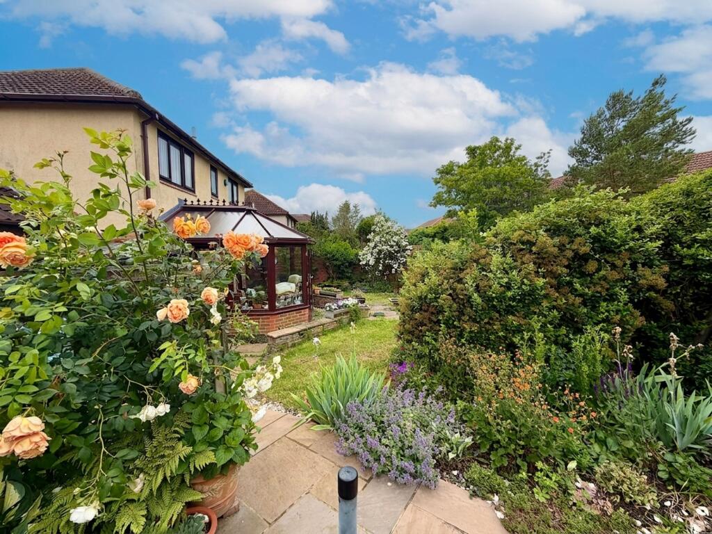Hockliffe Brae, Walnut Tree, MK7 - View 4