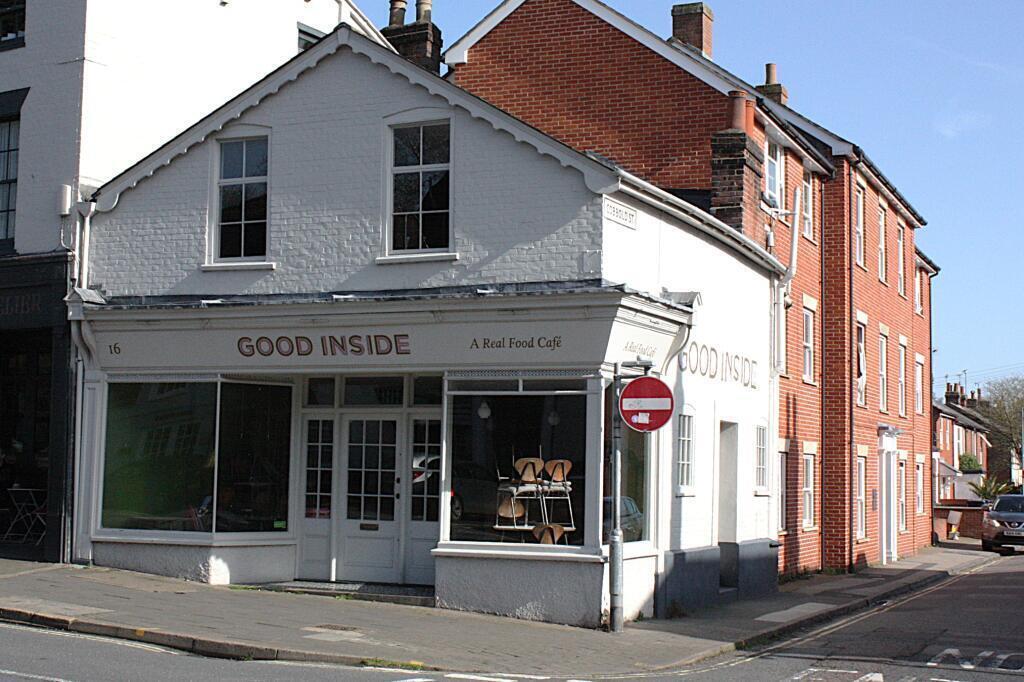 Main image of property: 16 St Margarets Green, Ipswich, Suffolk