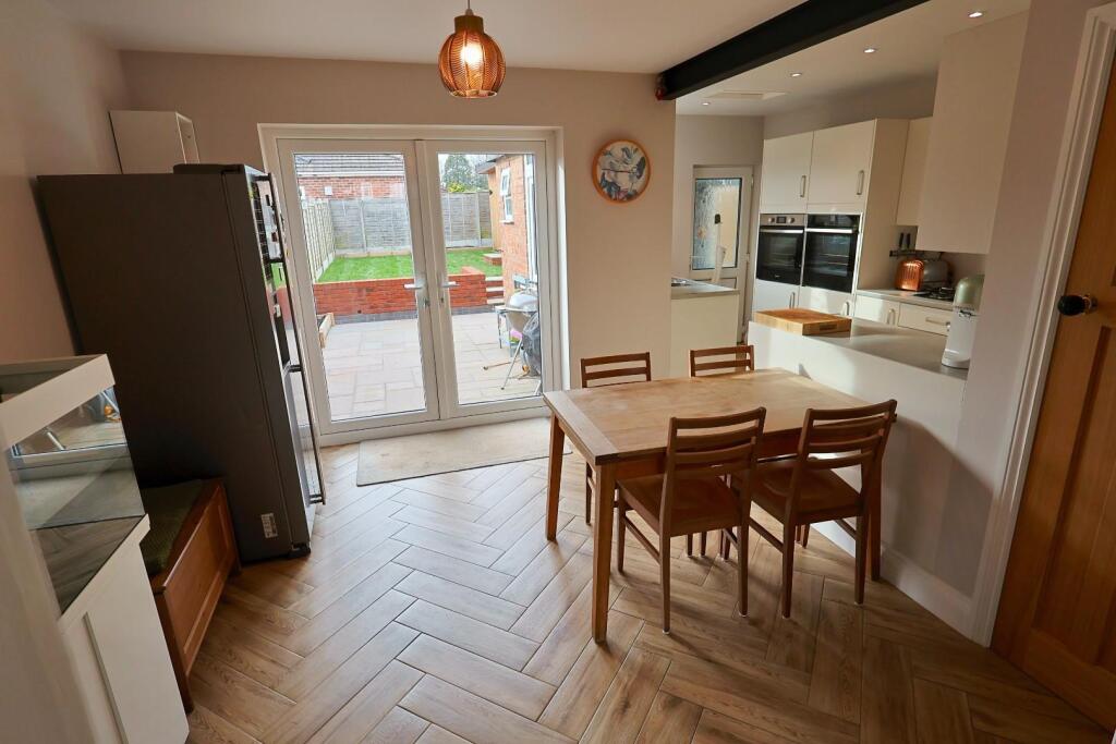 Sutton Avenue, Eastern Green, Coventry - Detached Garden Room photo 3