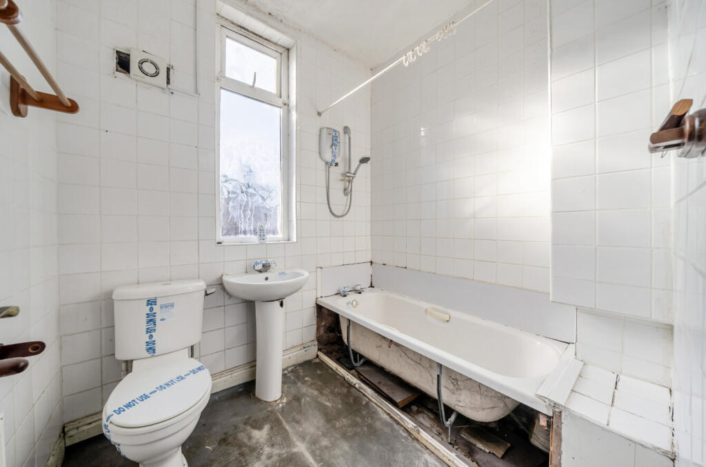 House in Manchester, Greater Manchester - View 5