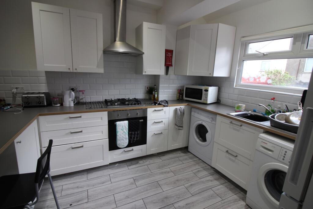 House in Cardiff, Cathays - View 3