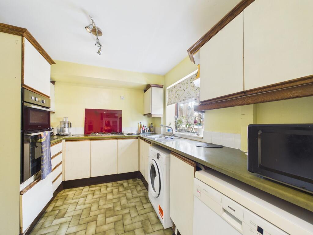 House in Thurrock, Essex - More