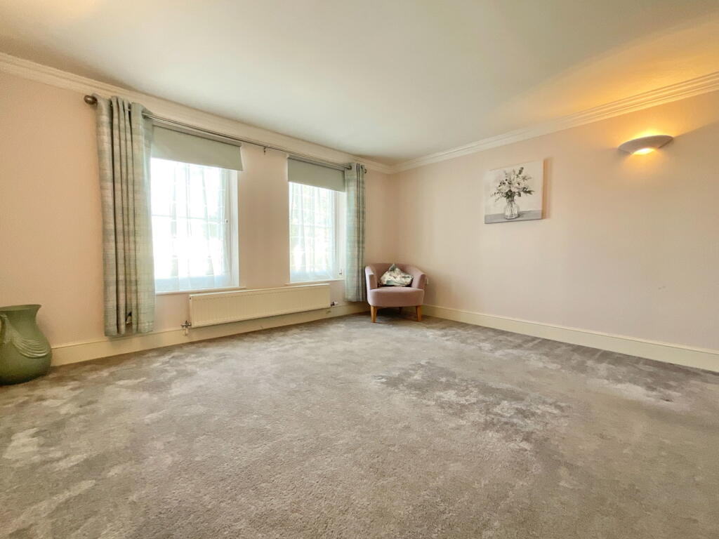Apartment in Preston - View 3