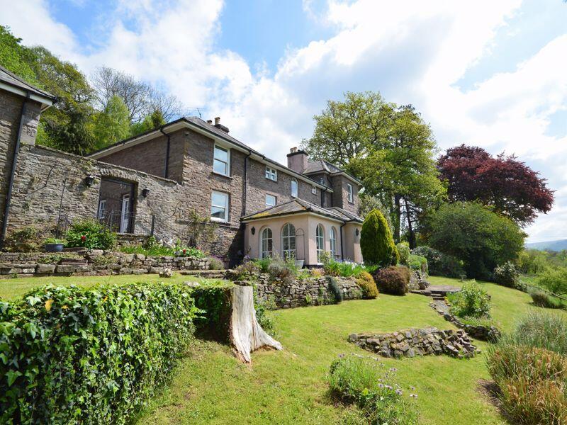 Main image of property: Llansantffraed, Brecon