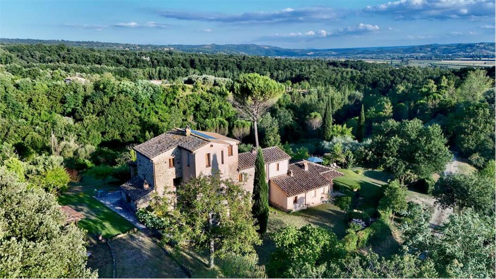 Main image of property: Umbria, Perugia, Citta della Pieve
