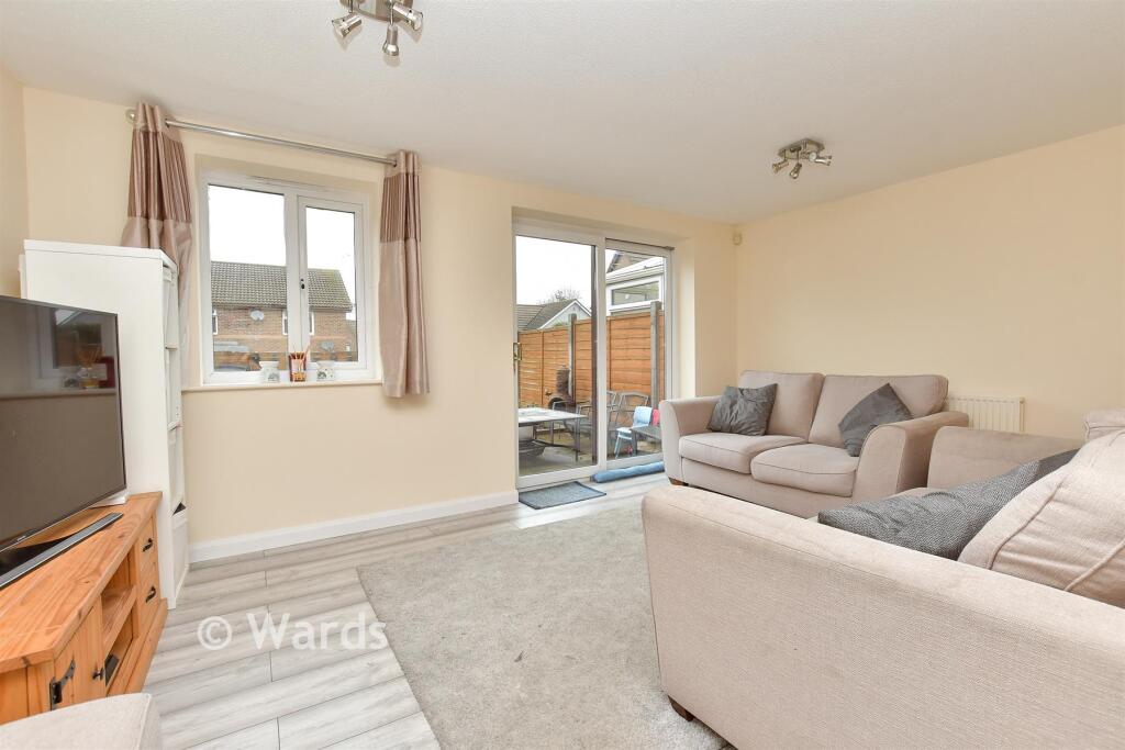 Ten Acre Way, Rainham, Gillingham, Kent photo 4