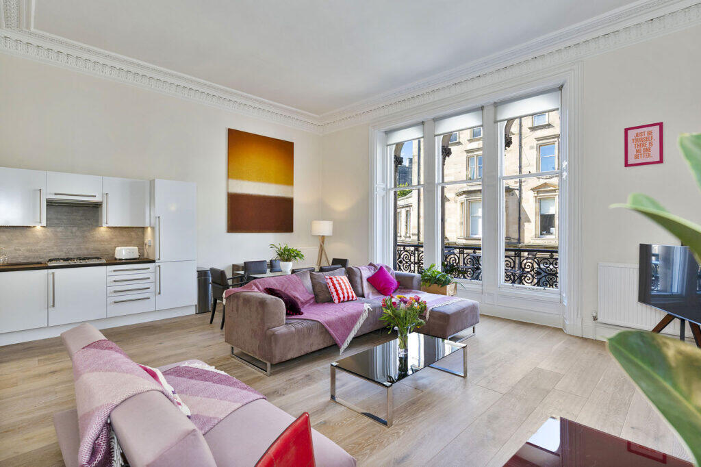 Apartment in Edinburgh, Haymarket, West End - More