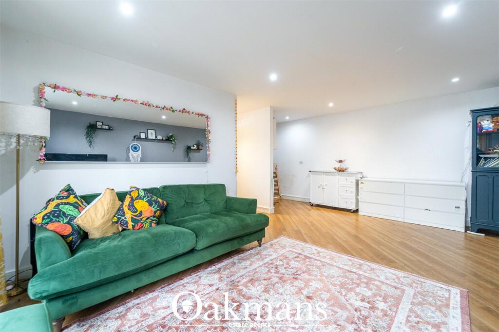 Apartment in Birmingham - More