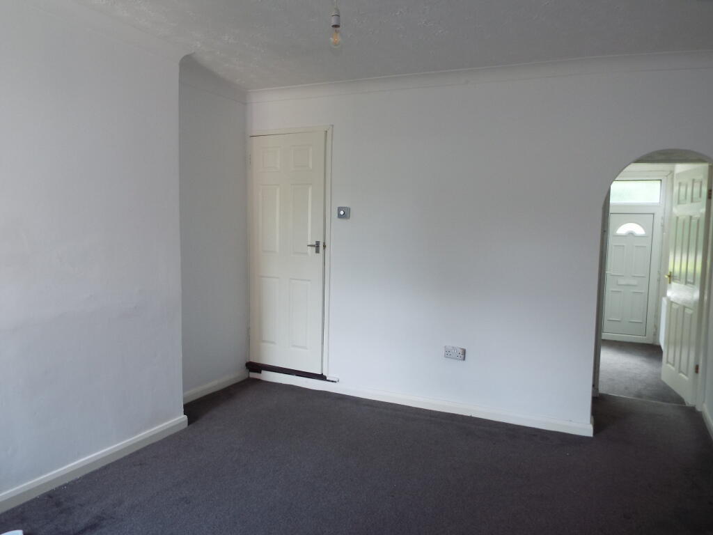 House in Mansfield, Forest Town - View 4